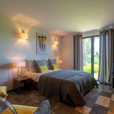 Luxueuse De 400m Au Coeur Du Village De St Tropez * Сен-Тропе